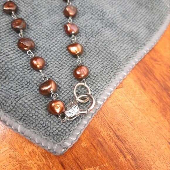 Elegant Brown Freshwater Pearl Necklace - Picture 7 of 8